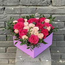 Цветочная композиция из Розы в коробке в Луге
