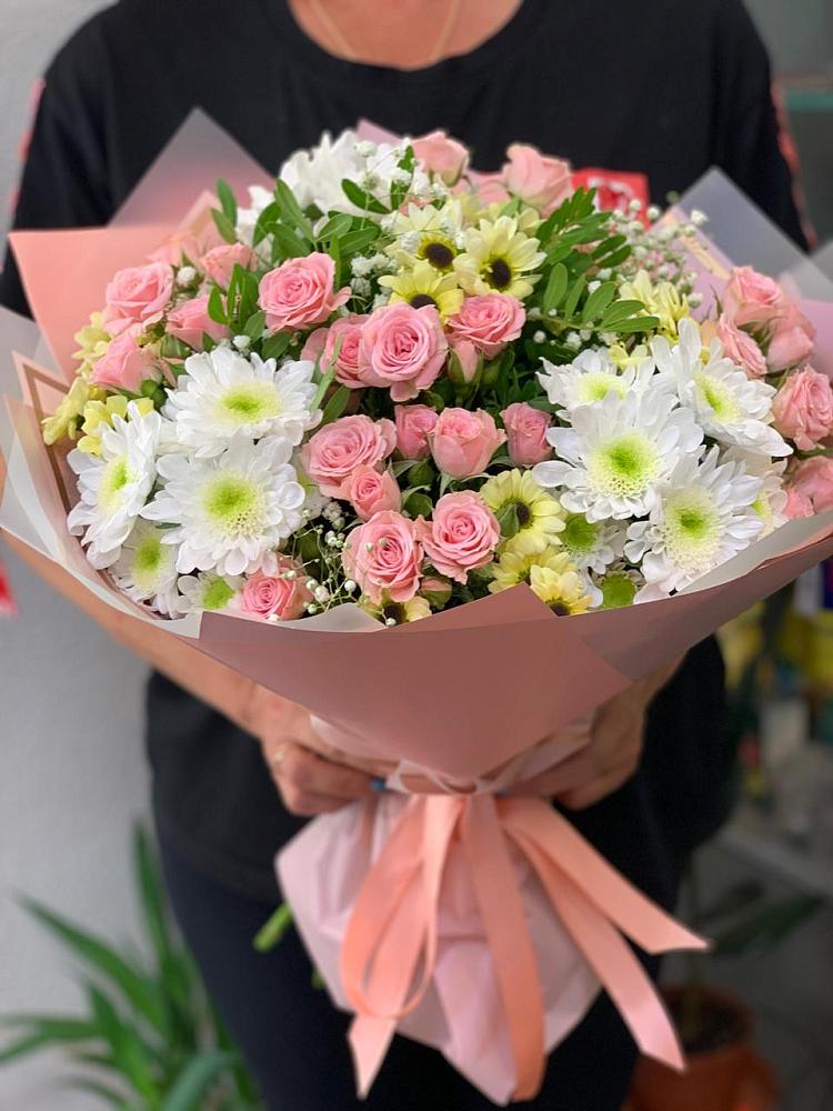 Букет цветов из: Розы и Хризантемы в Луге