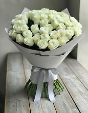 Букет 35 Белых роз в Луге