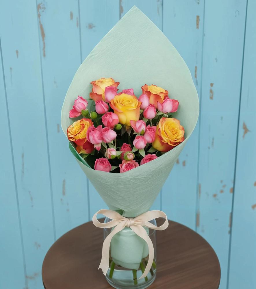 Букет цветов из: Розы в Луге