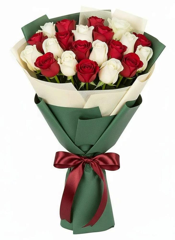 Букет Микс из красных и белых роз в Луге