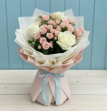 Букет цветов из:  Розы в Луге