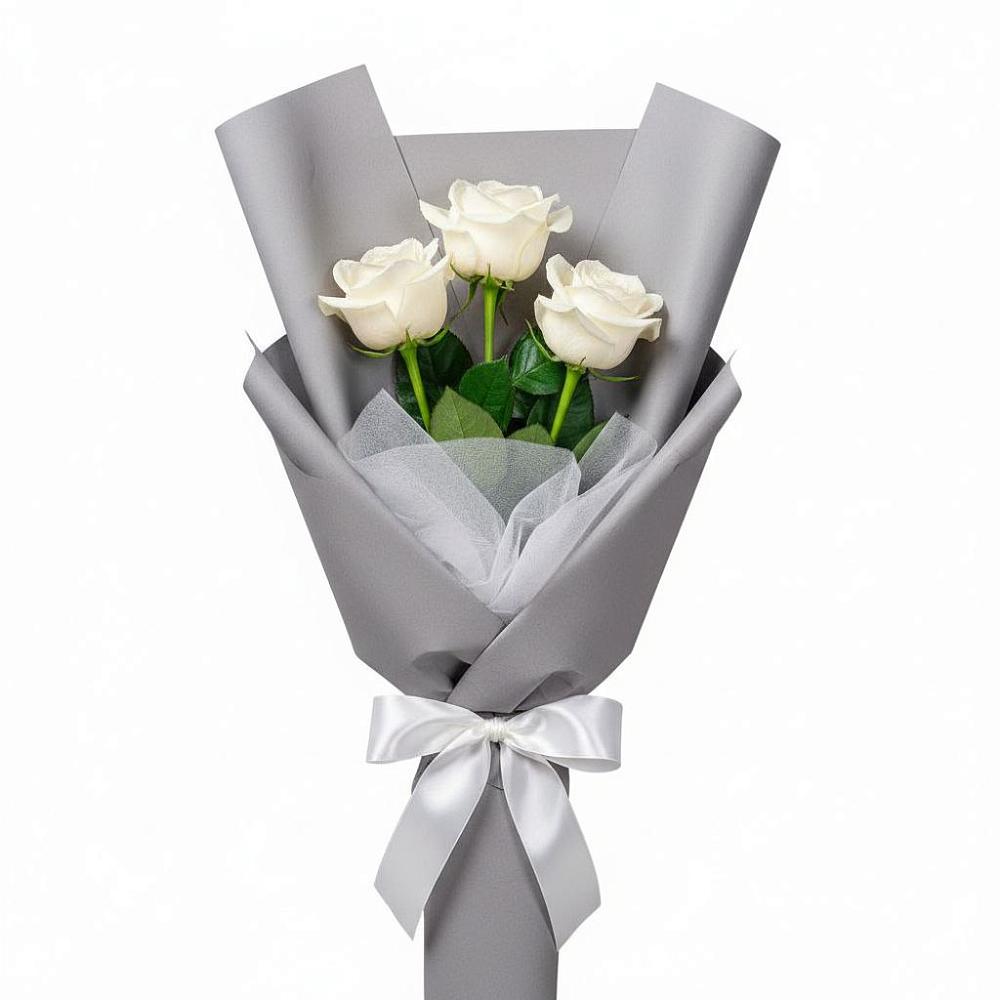 Букет 3 белые розы в Луге