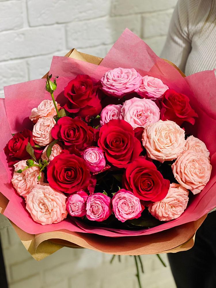 Букет цветов из: Розы в Луге