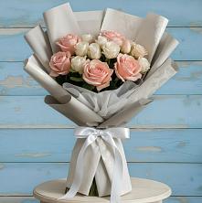 Букет цветов из:  Розы в Луге