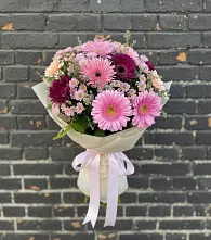 Букет цветов из:  Герберы и Хризантемы в Луге