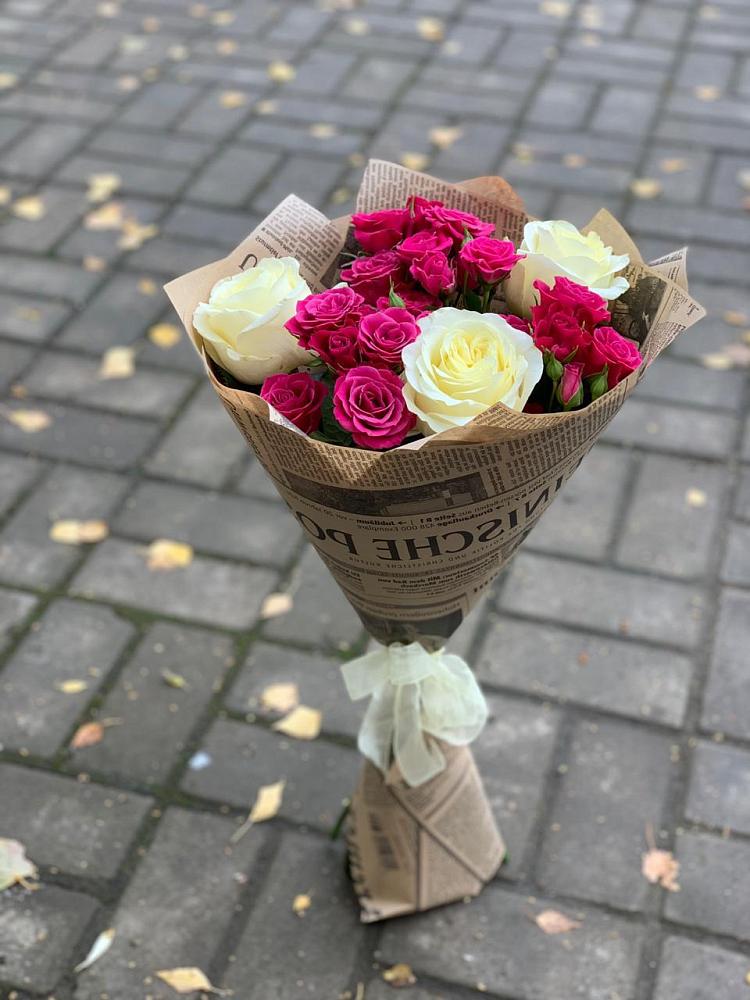 Букет цветов из: Розы в Луге